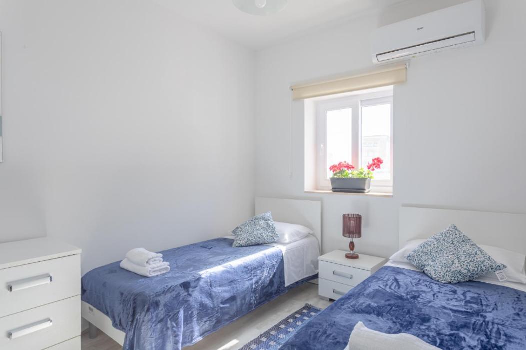 F3 Room 2, Private Room Two Single Beds Shared Bathroom Msida Εξωτερικό φωτογραφία
